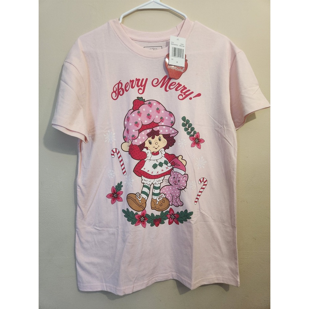 Strawberry Shortcake Berry Merry Pink Graphic T-Shirt Holiday Isaac Morris M NWT